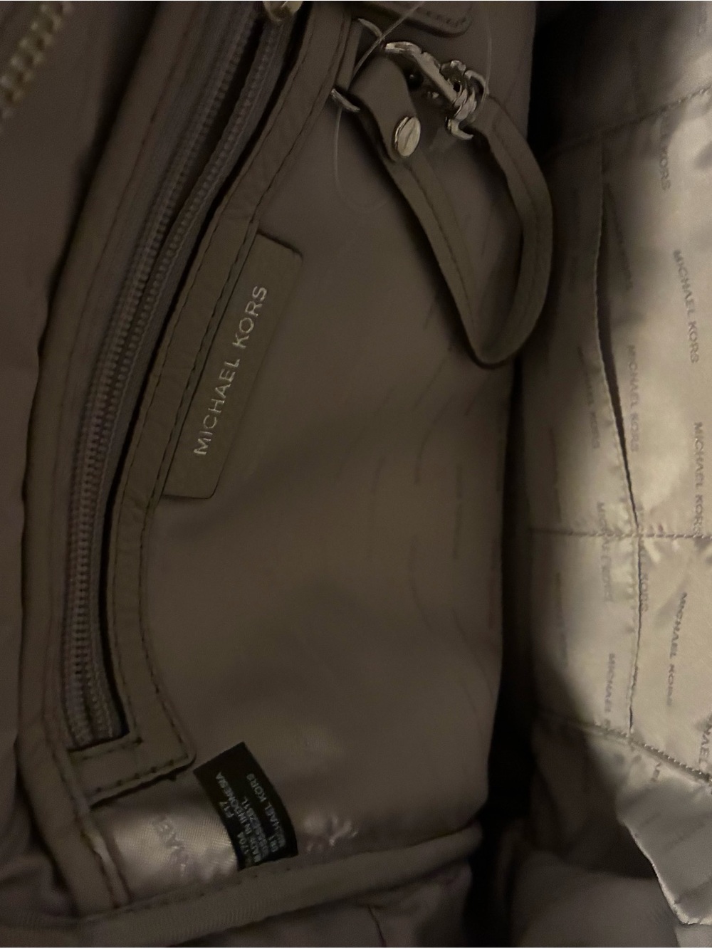 DEAL OF THE DAY!! Michael Kors Pebbled Leather Backpack in Taupe Gray - Picture 6 of 12